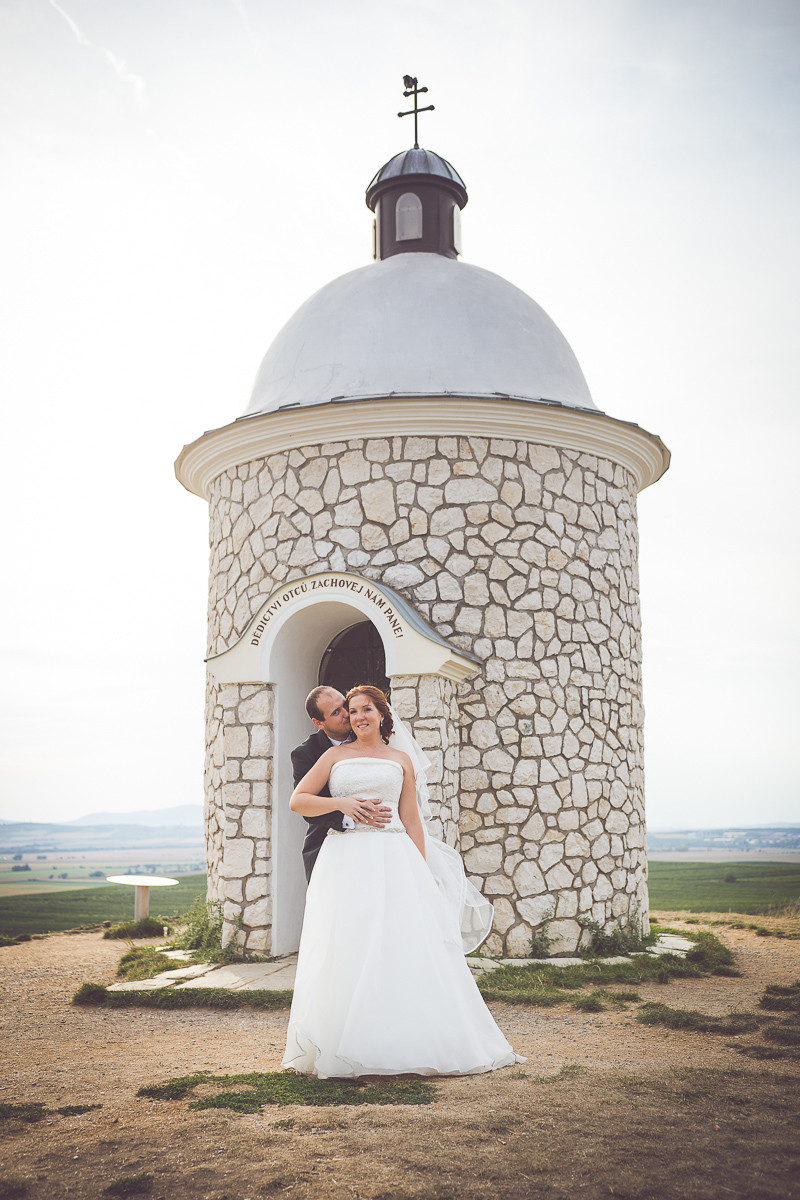 Pohodová svatba na Jižní Moravě plná vína a smíchu, fotografie Lucie Mynářová na blogu Originální Svatba